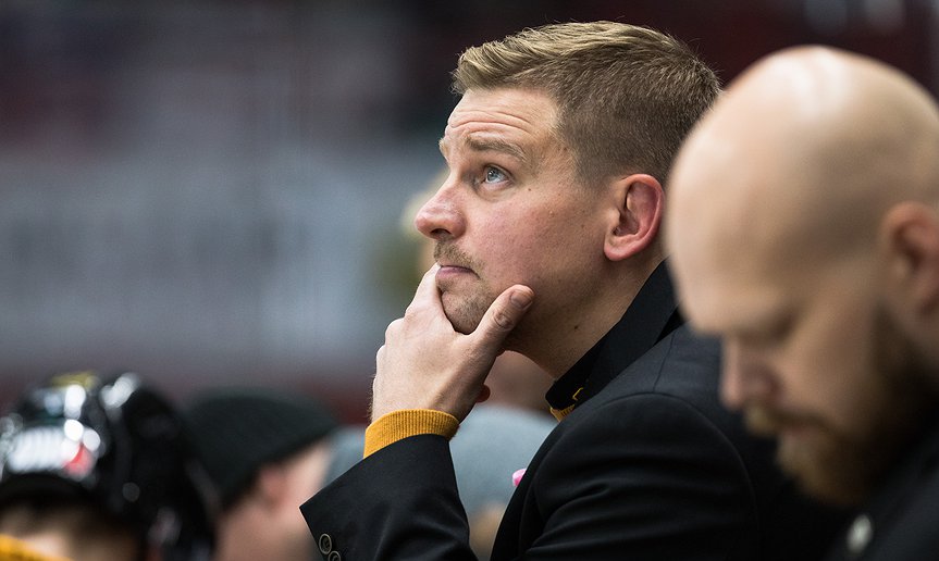 IPK on vapauttanut päävalmentaja Simo Karjalaisen tehtävästään