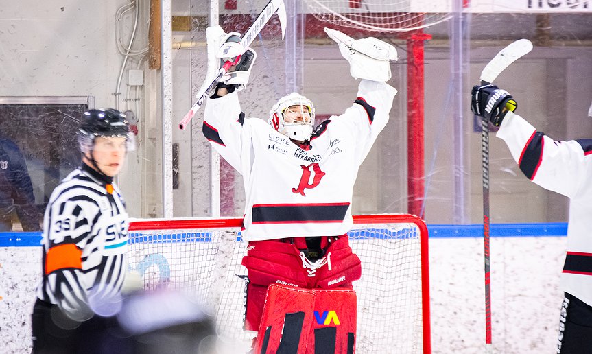 Ketterälle ja Jokereille kiinnitykset välierissä - Pyry varmisti sarjapaikan otteluvoitoin 4-2