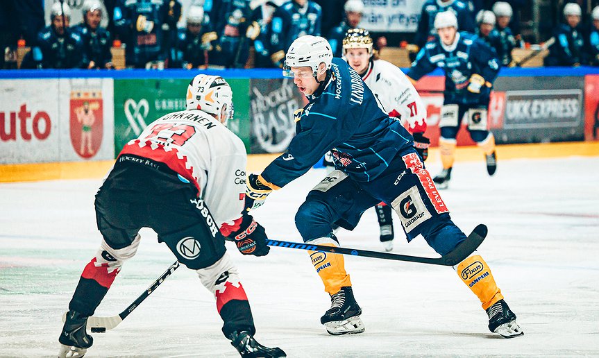 Kiekko-Vantaalle ja Pyrylle kolme pistettä - RoKi pitkän kaavan kautta voittoon
