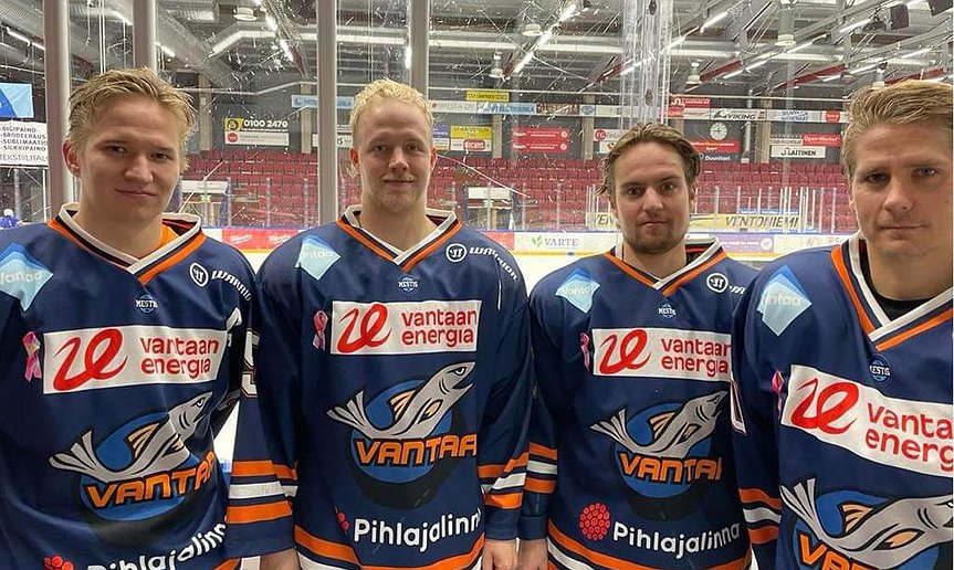 Kiekko-Vantaa tärkeällä asialla – lokakuun kotipelit pelataan Roosa nauha -pelipaidoissa
