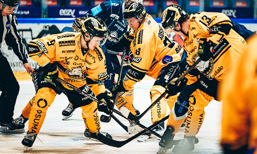 Peli-Karhuille ja KeuPalle pisteet keskiviikkoiltana