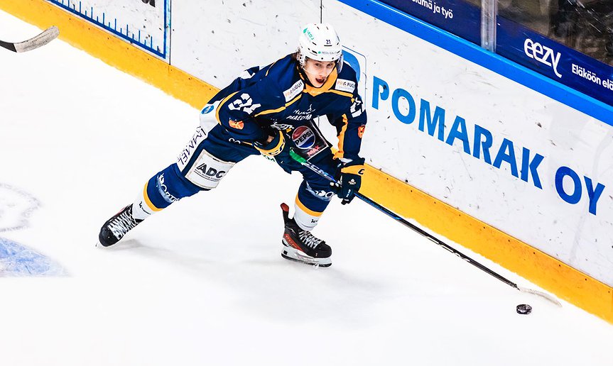 Vauhdikas neljän ottelun lauantaikierros